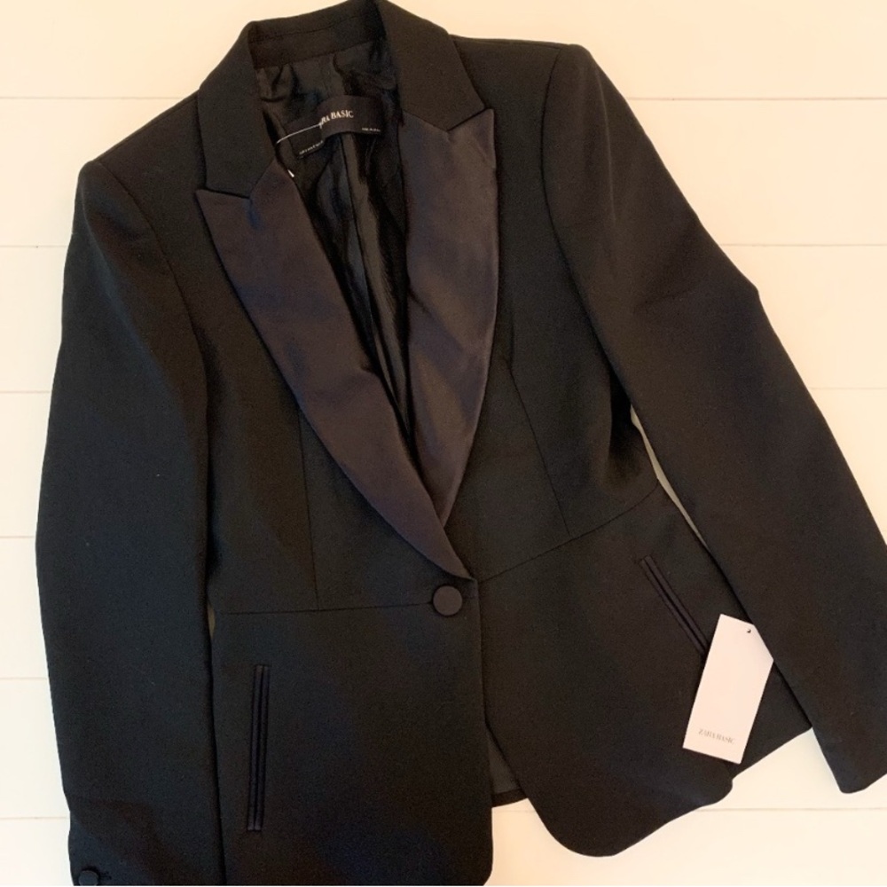 Zara Black Women’s Bkazer